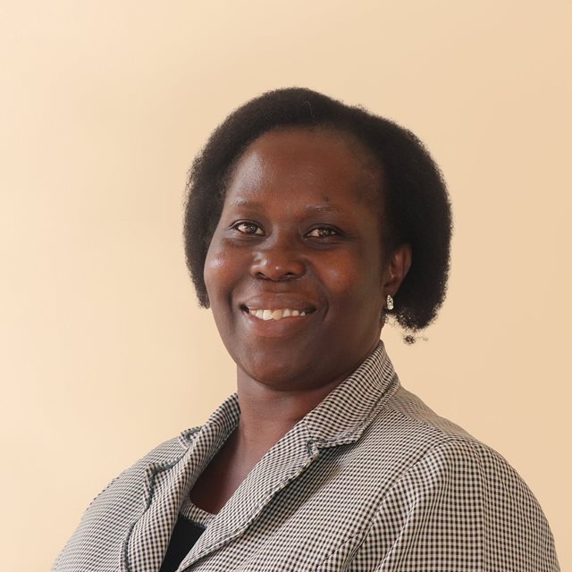 victoria-lanyero-web